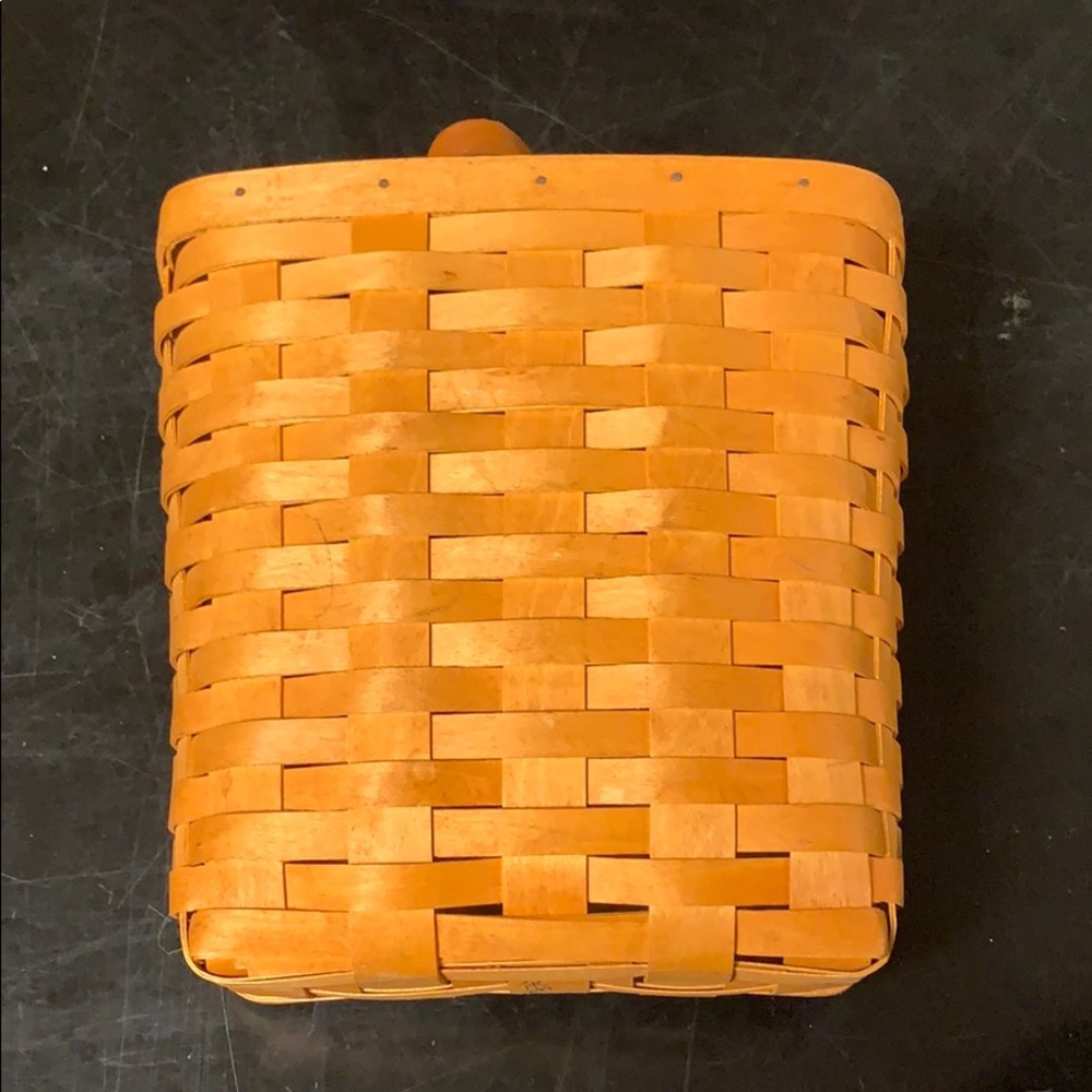 Wicker basket